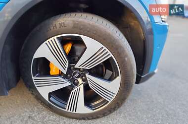 Внедорожник / Кроссовер Audi e-tron 2019 в 