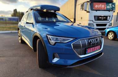 Внедорожник / Кроссовер Audi e-tron 2019 в 
