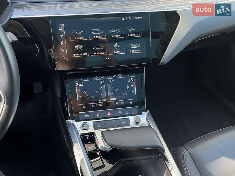 Позашляховик / Кросовер Audi e-tron 2020 в Одесі
