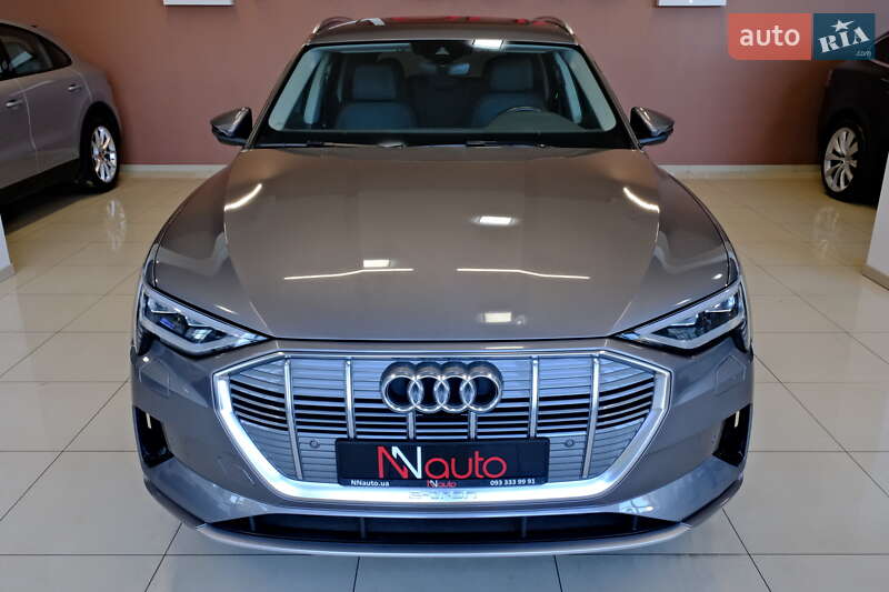 Позашляховик / Кросовер Audi e-tron 2020 в Одесі