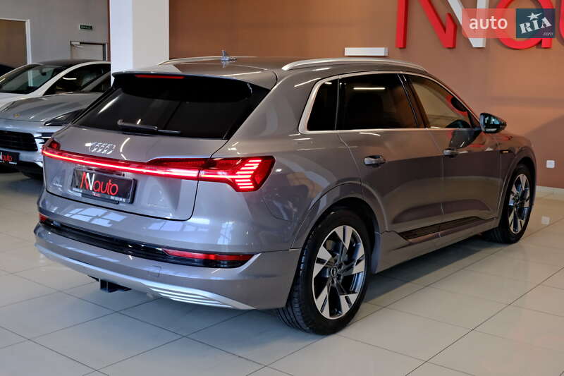 Позашляховик / Кросовер Audi e-tron 2020 в Одесі