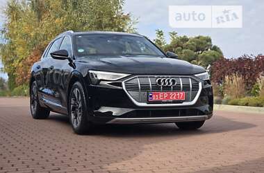 Позашляховик / Кросовер Audi e-tron 2021 в Чернівцях