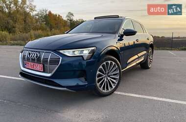 Позашляховик / Кросовер Audi e-tron 2021 в Козятині