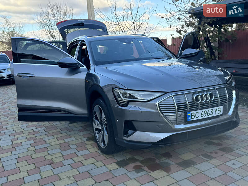 Внедорожник / Кроссовер Audi e-tron 2019 в Львове