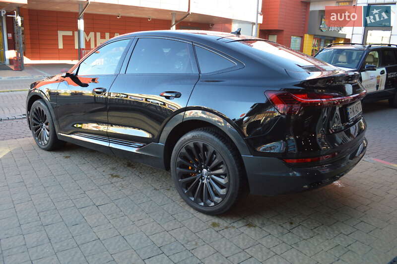 Позашляховик / Кросовер Audi e-tron 2020 в Львові