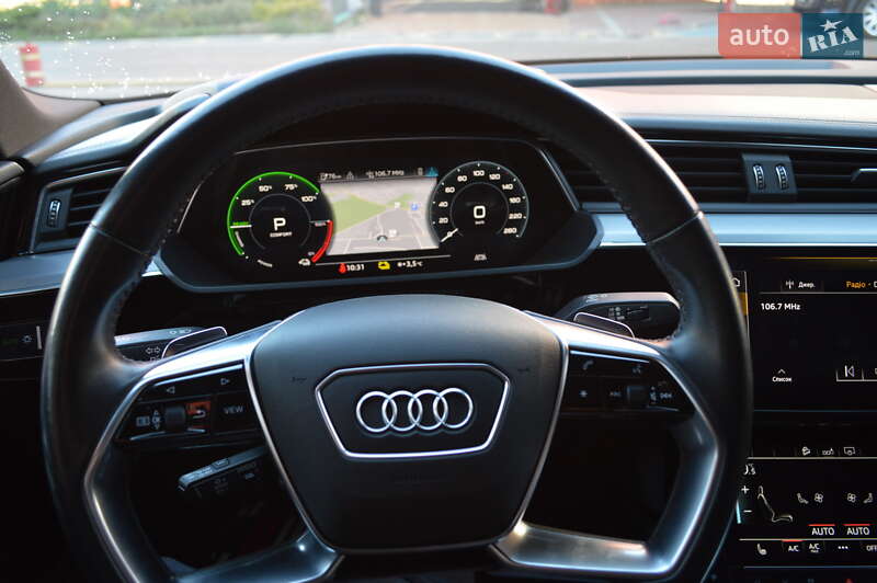 Позашляховик / Кросовер Audi e-tron 2020 в Львові