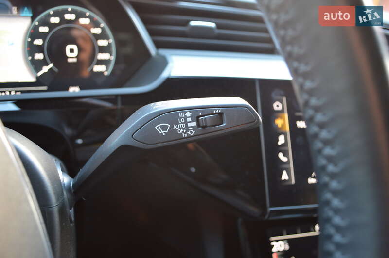 Позашляховик / Кросовер Audi e-tron 2020 в Львові
