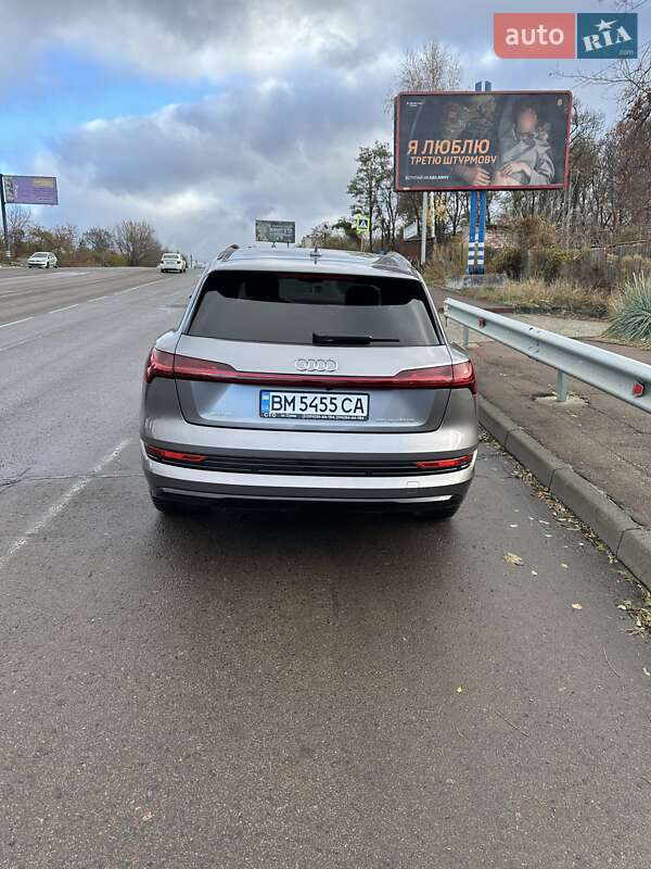 Позашляховик / Кросовер Audi e-tron 2019 в Сумах