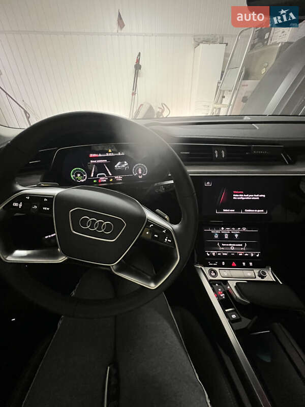 Внедорожник / Кроссовер Audi e-tron 2022 в Харькове фото 7 Внедорожник / Кроссовер Audi e-tron 2022 в Харькове