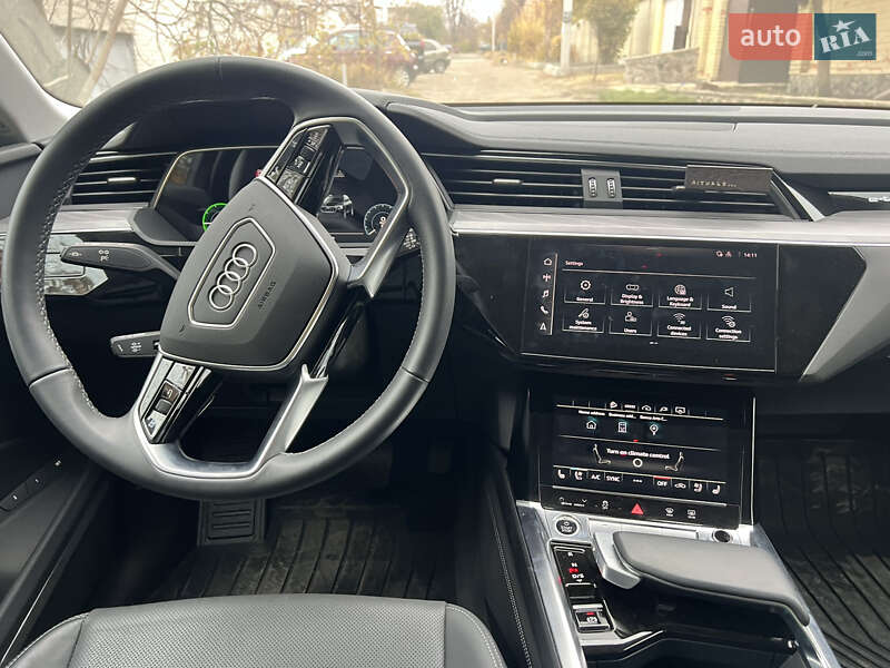 Внедорожник / Кроссовер Audi e-tron 2022 в Харькове фото 15 Внедорожник / Кроссовер Audi e-tron 2022 в Харькове