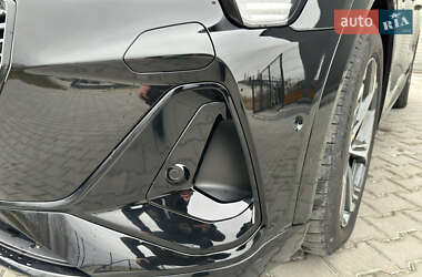 Внедорожник / Кроссовер Audi e-tron 2023 в 