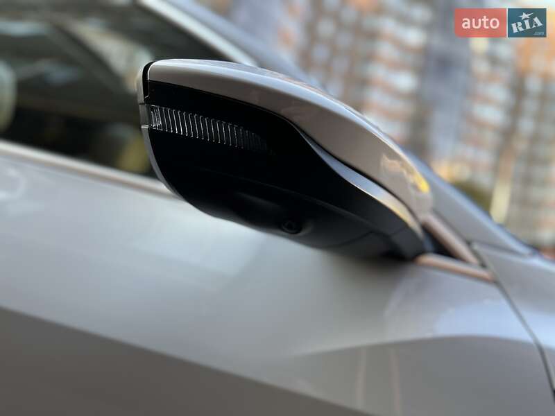 Внедорожник / Кроссовер Audi e-tron 2019 в Виннице