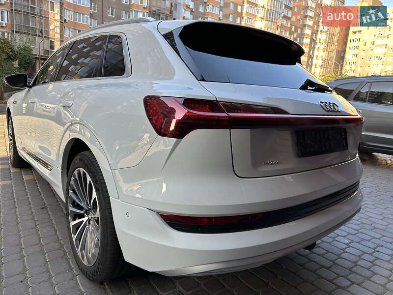 Внедорожник / Кроссовер Audi e-tron 2019 в Виннице
