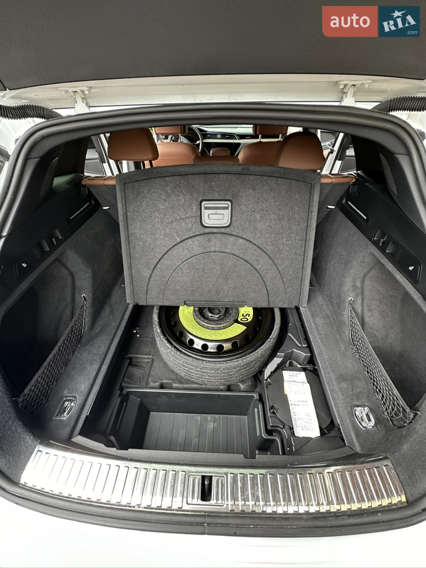 2019 Audi e-tron - мініатюра 10