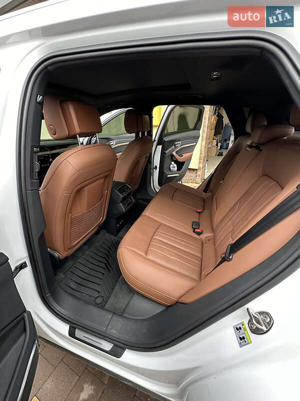 Внедорожник / Кроссовер Audi e-tron 2019 в Тернополе фото 25 Внедорожник / Кроссовер Audi e-tron 2019 в Тернополе