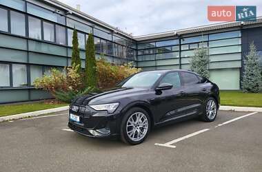 Внедорожник / Кроссовер Audi e-tron 2020 в 
