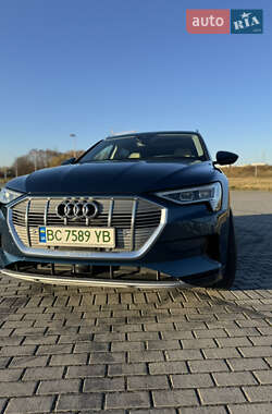 Внедорожник / Кроссовер Audi e-tron 2019 в 
