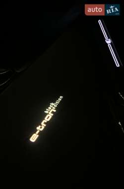 Позашляховик / Кросовер Audi e-tron 2022 в Рівному