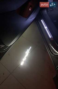 Позашляховик / Кросовер Audi e-tron 2022 в Рівному