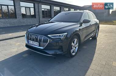 Позашляховик / Кросовер Audi e-tron 2020 в Камені-Каширському