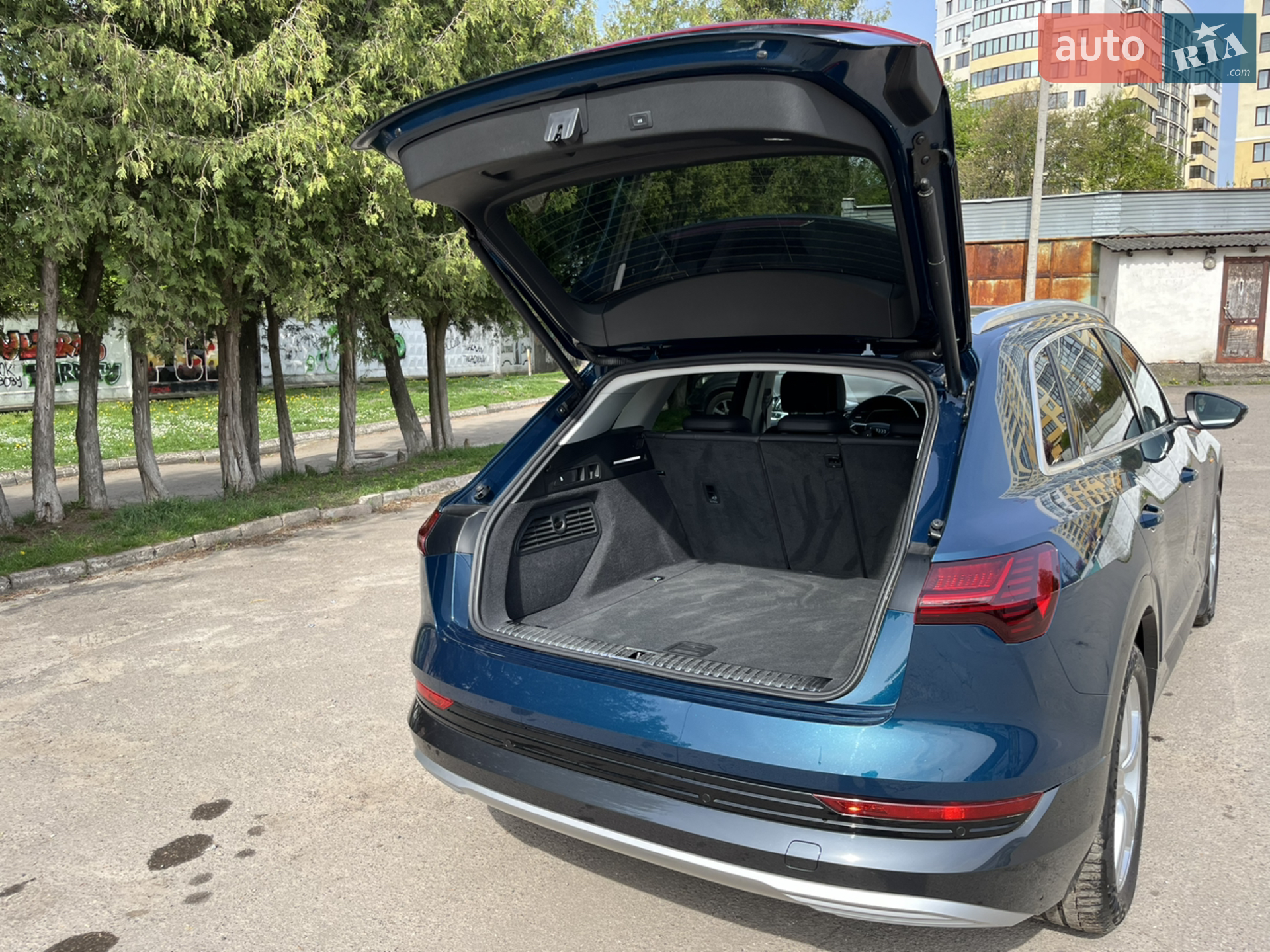 2021 Audi e-tron - мініатюра 18