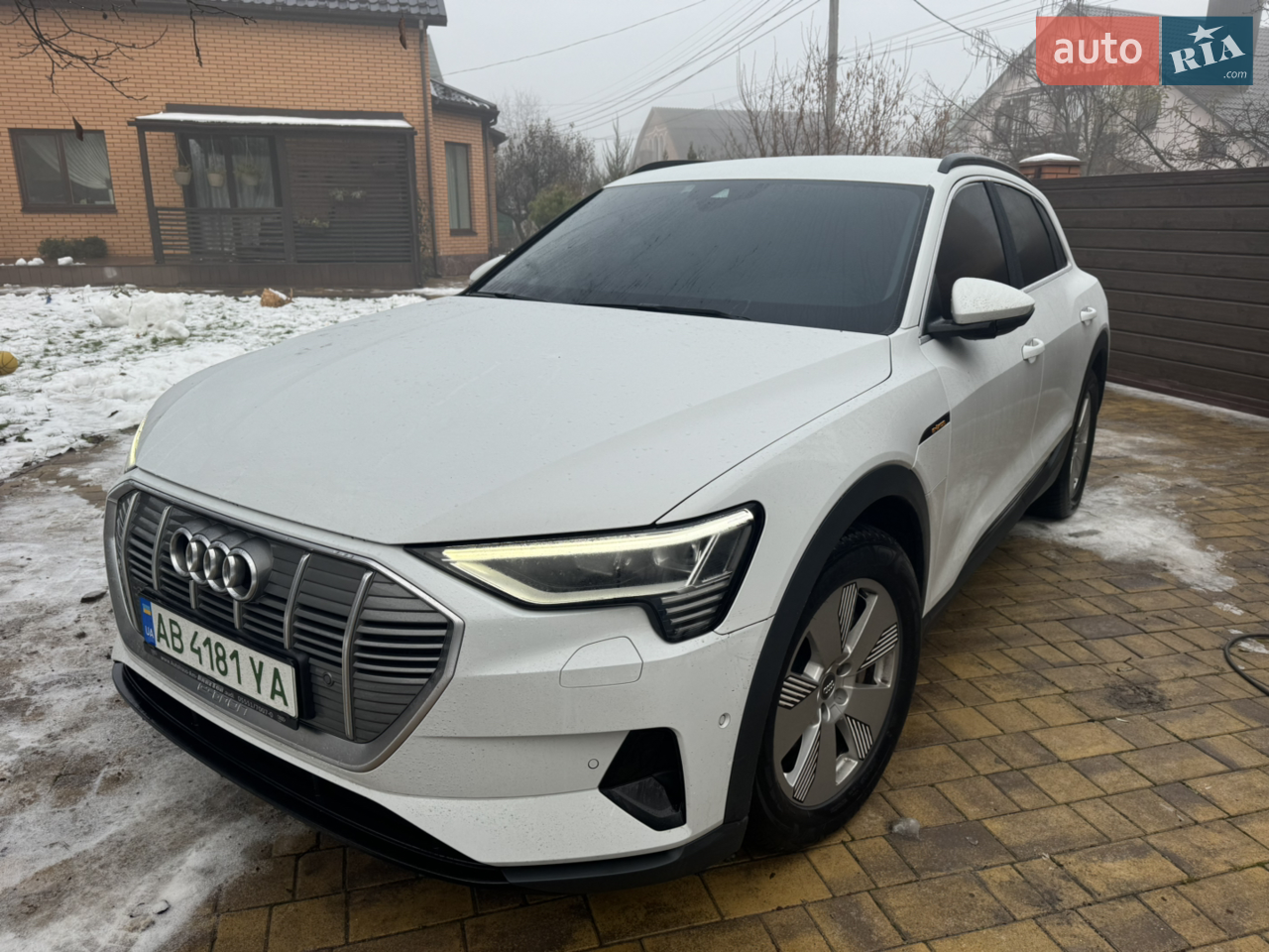 2020 Audi e-tron - мініатюра 20