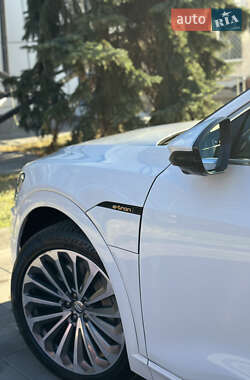 Позашляховик / Кросовер Audi e-tron 2019 в Полтаві