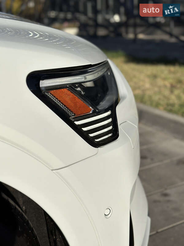 Внедорожник / Кроссовер Audi e-tron 2019 в Полтаве