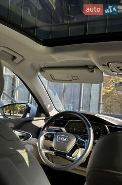 Позашляховик / Кросовер Audi e-tron 2019 в Полтаві