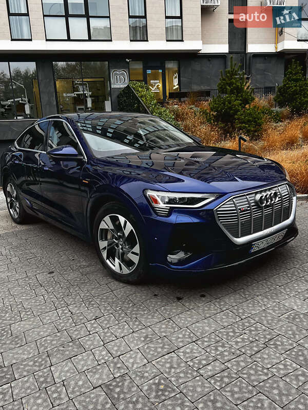 Внедорожник / Кроссовер Audi e-tron 2020 в Львове