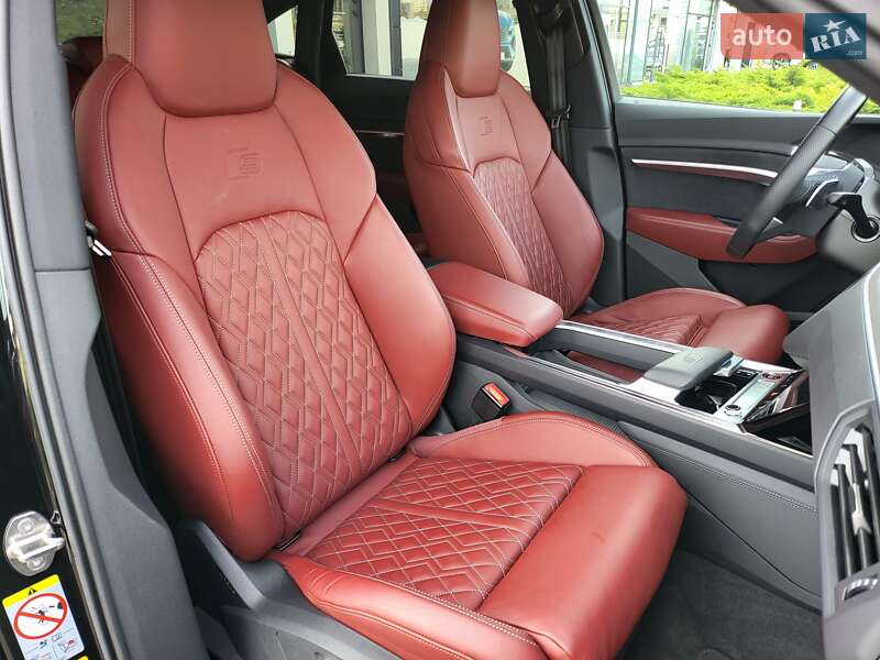Внедорожник / Кроссовер Audi e-tron 2022 в Киеве