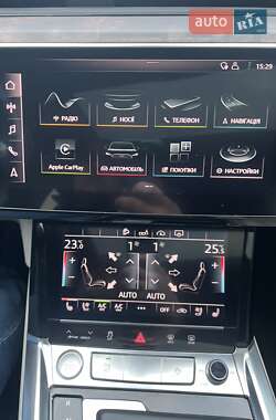 Внедорожник / Кроссовер Audi e-tron 2019 в 