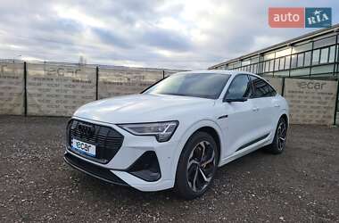 Позашляховик / Кросовер Audi e-tron 2021 в Києві