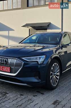 Внедорожник / Кроссовер Audi e-tron 2020 в Бориславе