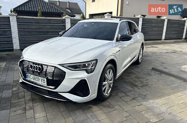 Позашляховик / Кросовер Audi e-tron 2022 в Львові