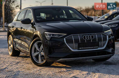 Позашляховик / Кросовер Audi e-tron 2020 в Львові