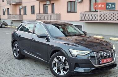 Внедорожник / Кроссовер Audi e-tron 2020 в 