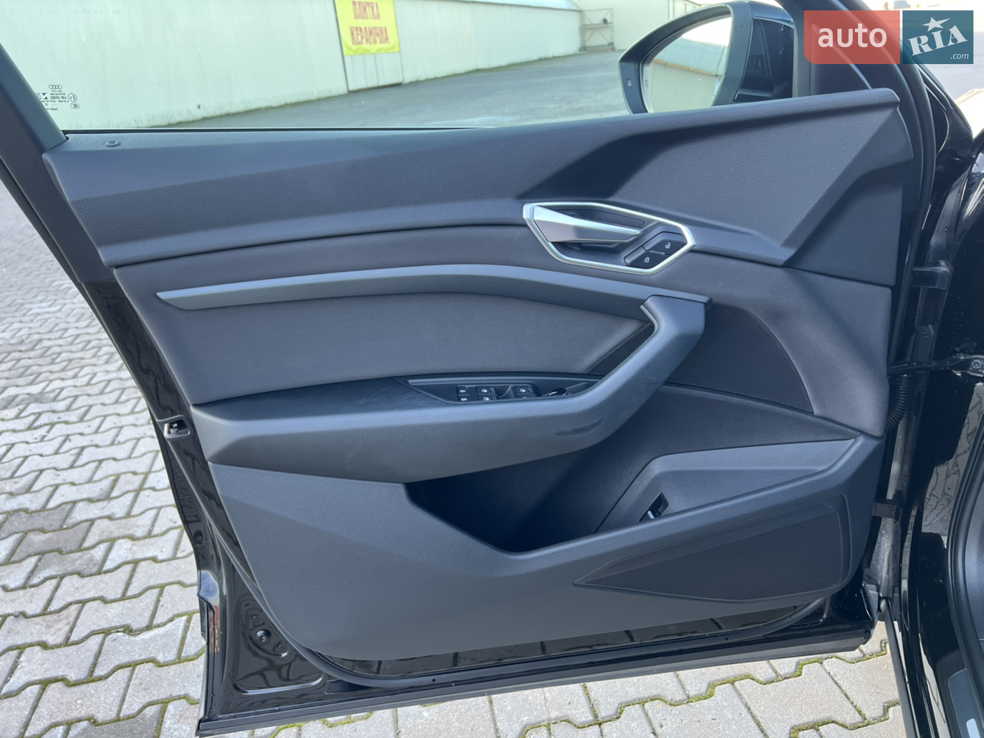 2022 Audi e-tron - мініатюра 12