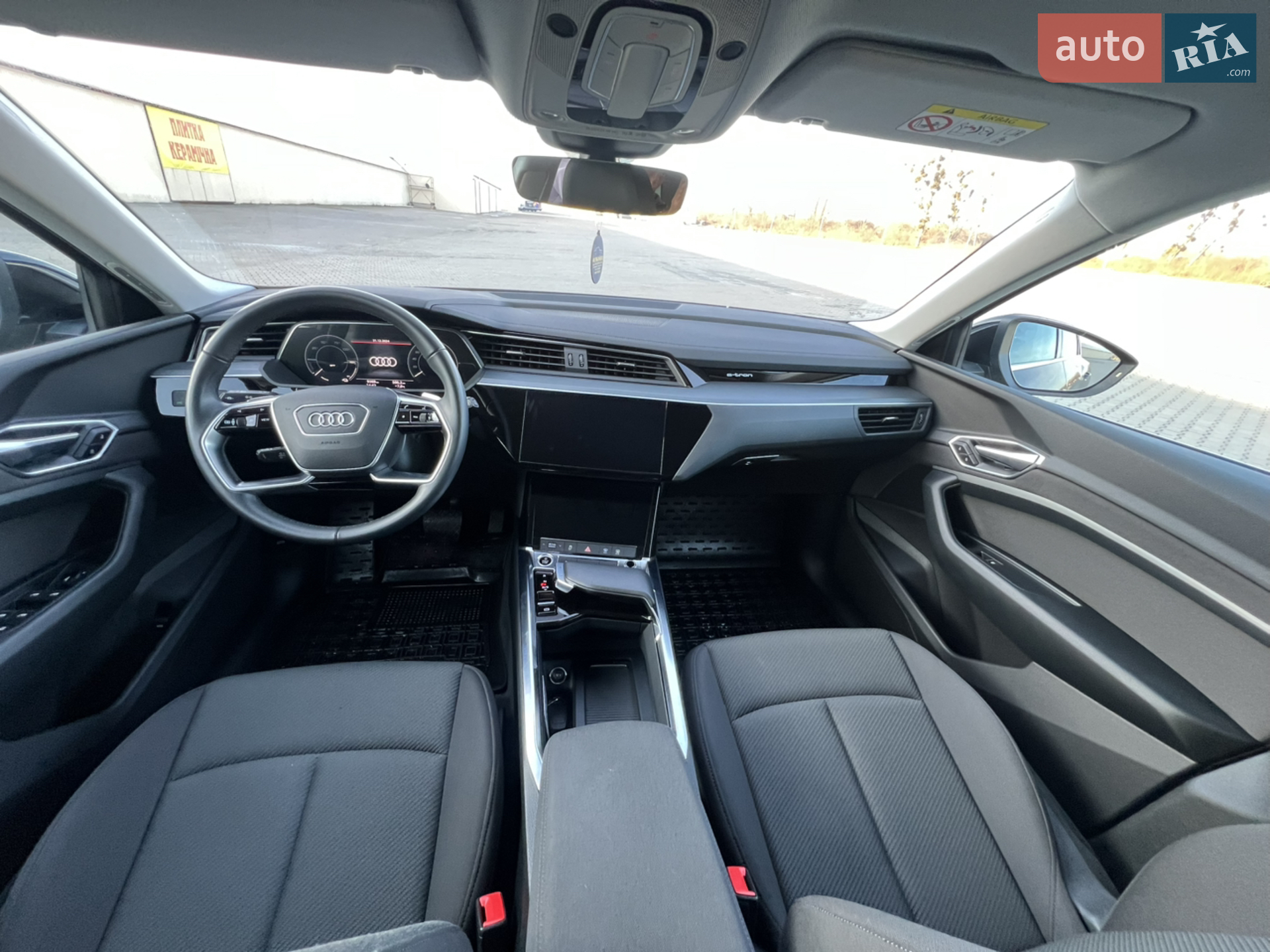 2022 Audi e-tron - мініатюра 18