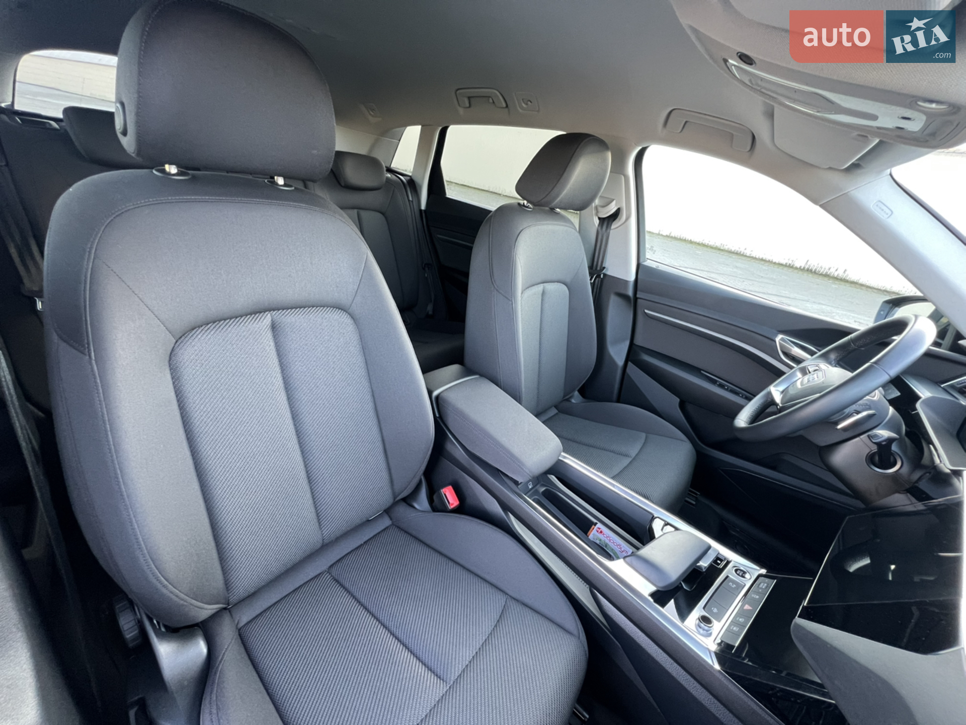 2022 Audi e-tron - мініатюра 25