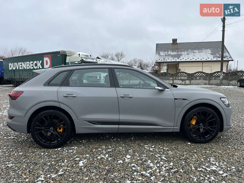 Внедорожник / Кроссовер Audi e-tron 2019 в Коломые