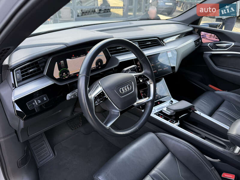 Внедорожник / Кроссовер Audi e-tron 2019 в Коломые