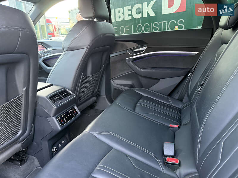 Внедорожник / Кроссовер Audi e-tron 2019 в Коломые
