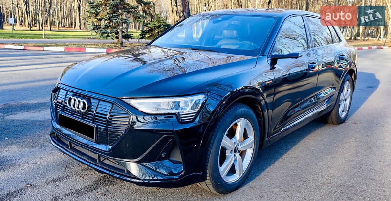 Позашляховик / Кросовер Audi e-tron 2020 в Харкові
