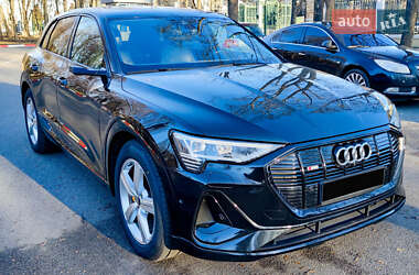 Внедорожник / Кроссовер Audi e-tron 2020 в Харькове