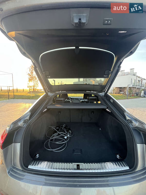 Внедорожник / Кроссовер Audi e-tron 2020 в Львове