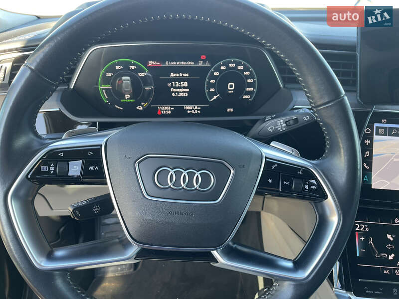Внедорожник / Кроссовер Audi e-tron 2019 в Одессе фото 12 Внедорожник / Кроссовер Audi e-tron 2019 в Одессе