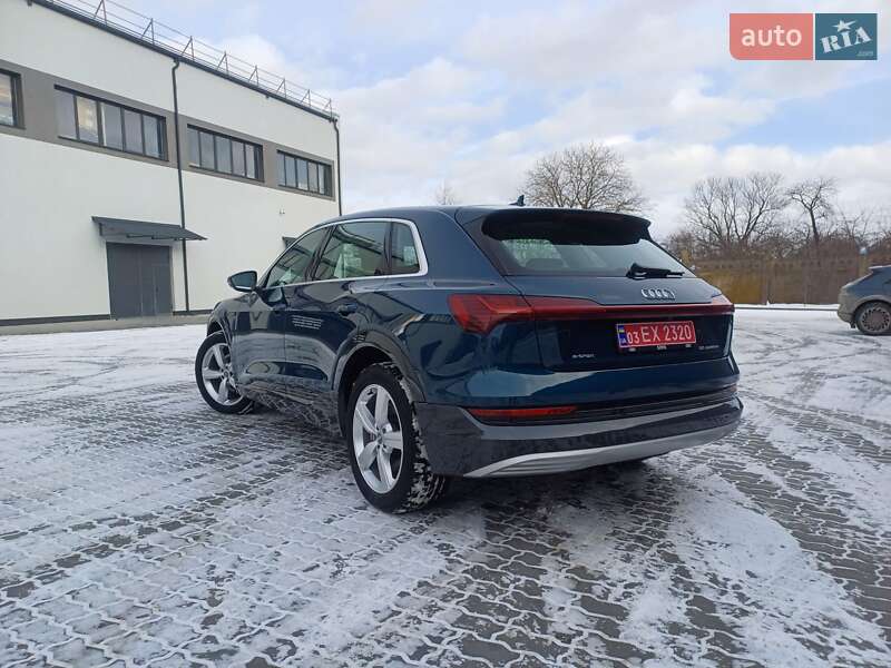 Внедорожник / Кроссовер Audi e-tron 2019 в Львове