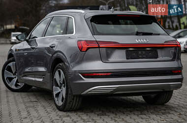 Внедорожник / Кроссовер Audi e-tron 2020 в 