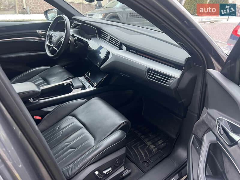 Audi e-tron 2020